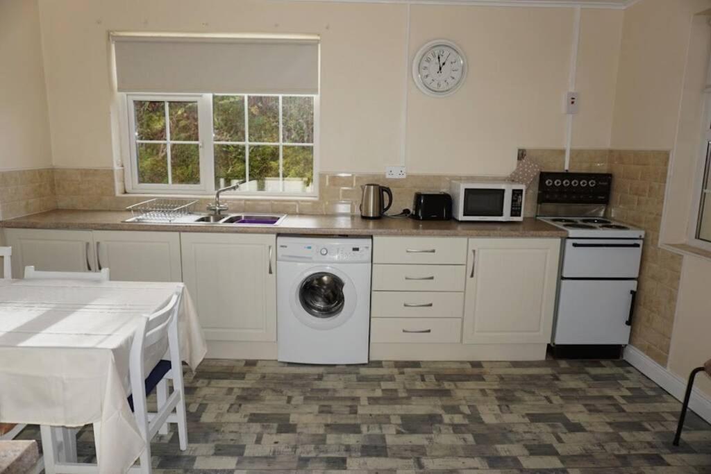 Meenadreen Cottage Donegal Town Екстер'єр фото