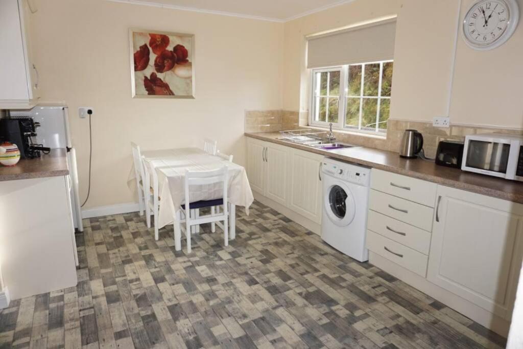 Meenadreen Cottage Donegal Town Екстер'єр фото